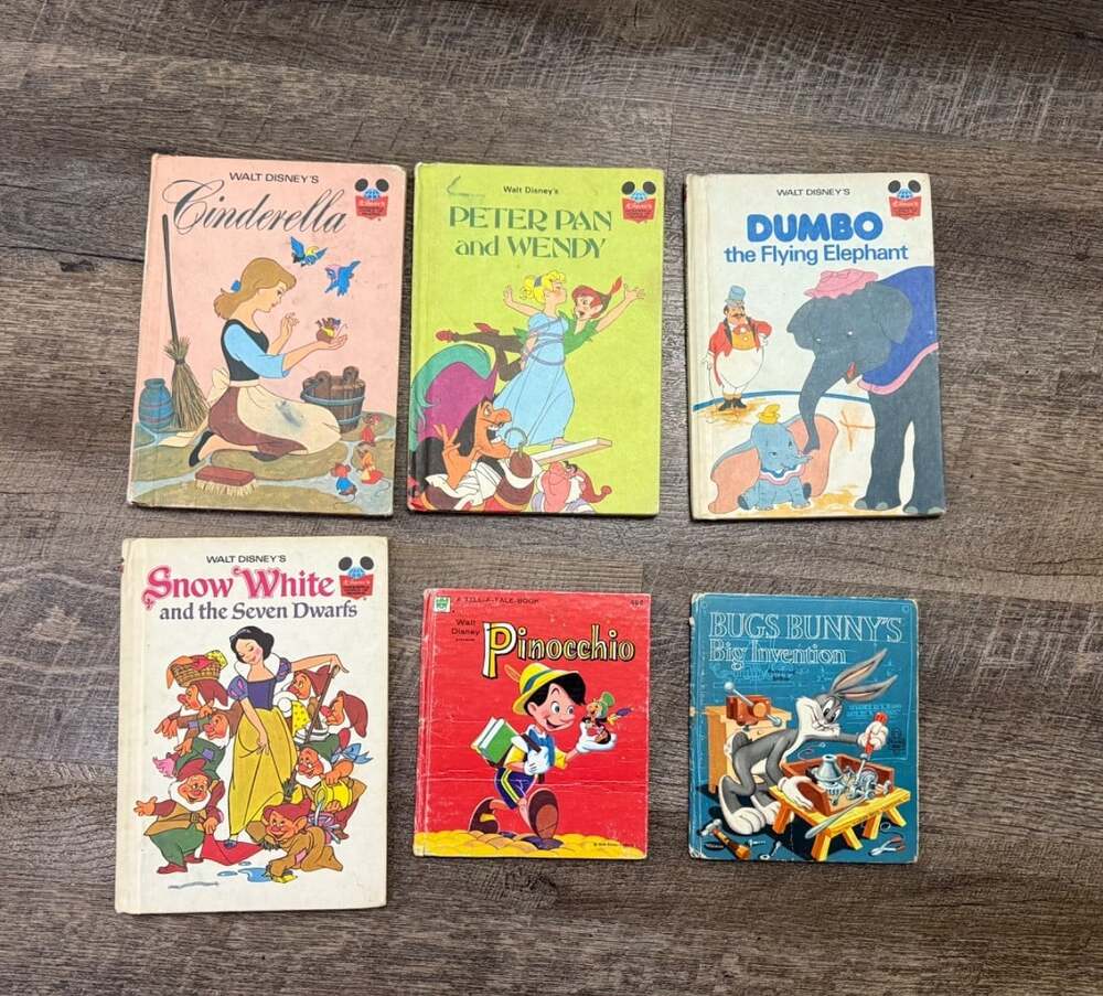 Lot of 6 Vintage children's Disney books (1973-1981)